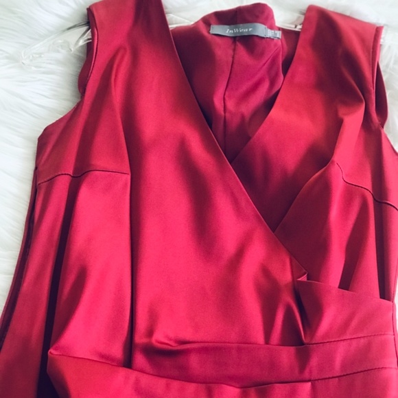 Gorgeous Red Dress - size 34 - Picture 4 of 4